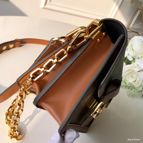 Louis Vuitton Spring Show） Dauphine Mini（2019 0731